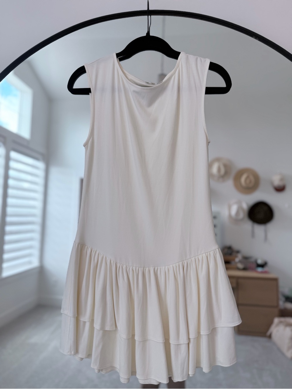 Aritzia Wilfred GoodLux Bloomsbury Dress